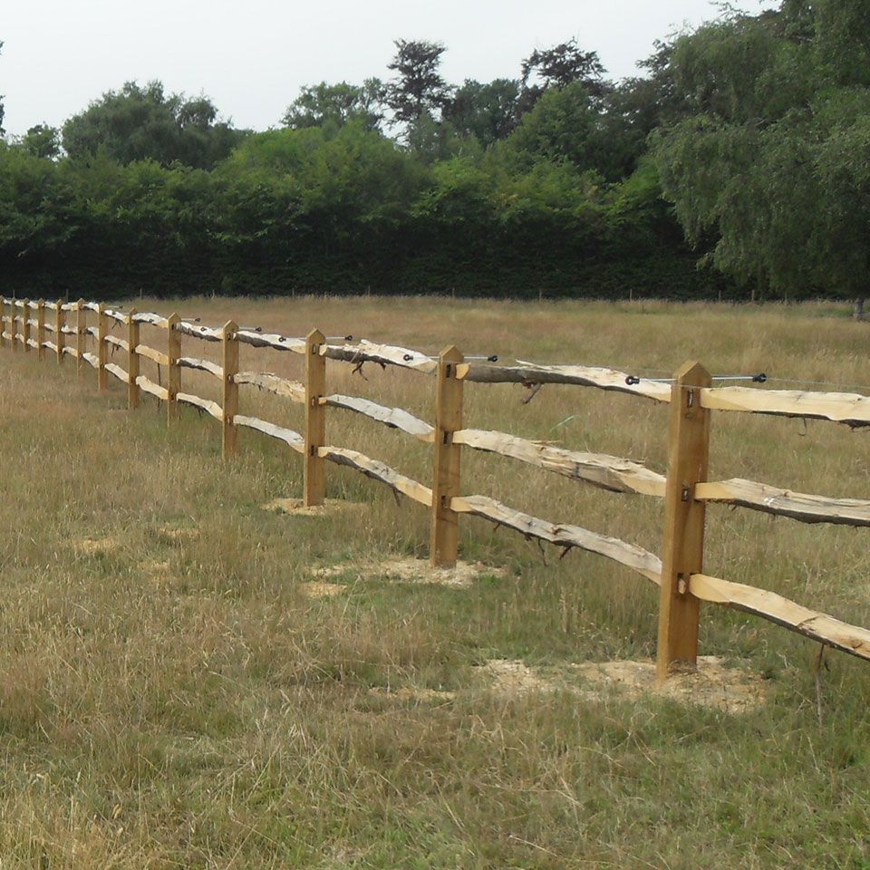 Cleft Chestnut rail/Sawn UC4 Morticed Posts