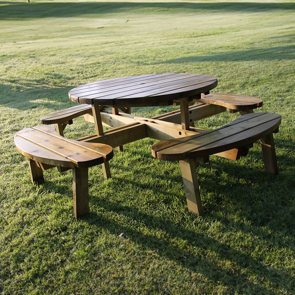 Warwick Circular Picnic Table