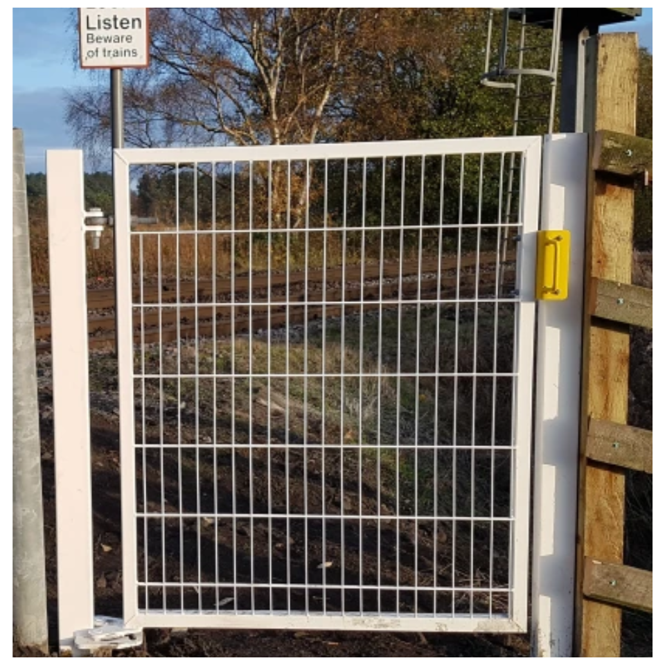 Rothley Pedestrian Rail Crossing Gate