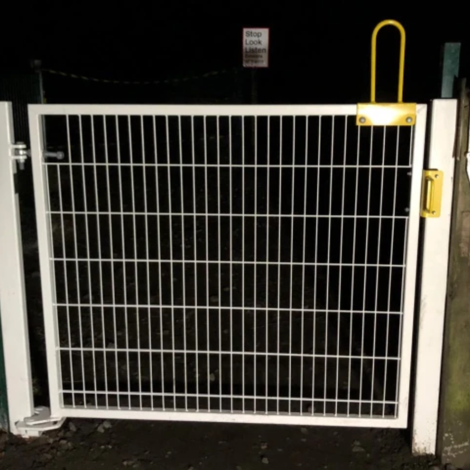 Stroud Bridleway Rail Crossing Gate