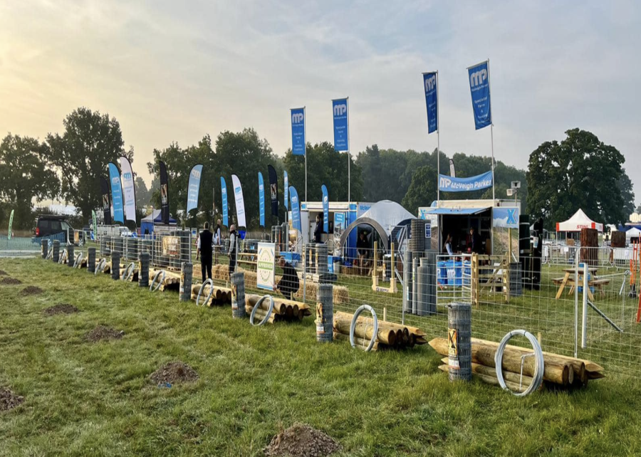 British Open and Speed Fencing Competition Draws in Competitors from 6 Countries